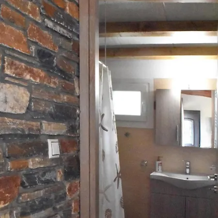 Stone House Pelion * Ovrios