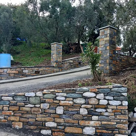 Stone House Pelion アパート Ovrios