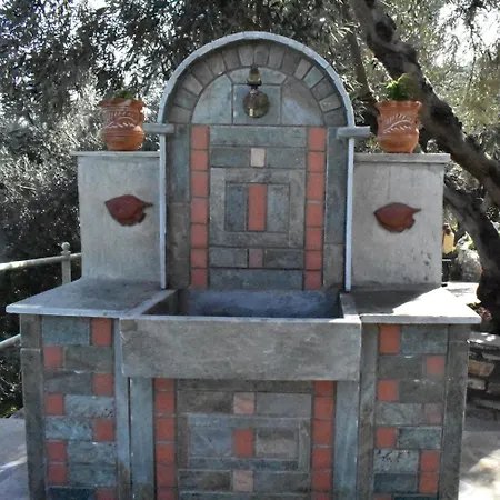 Stone House Pelion アパート Ovrios