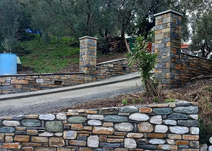 Stone House Pelion Апартаменты Ovrios